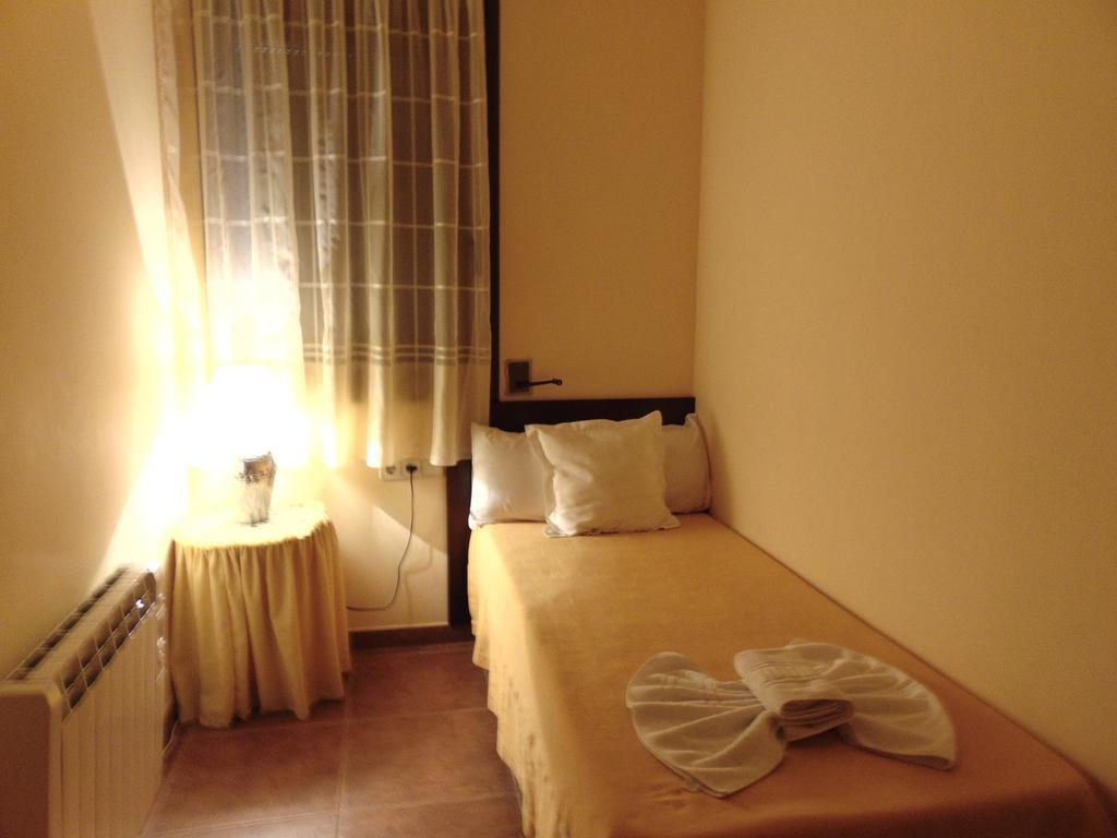 סן לורנצו דה מורוניס Apartaments Piteus Casa Dionis חדר תמונה