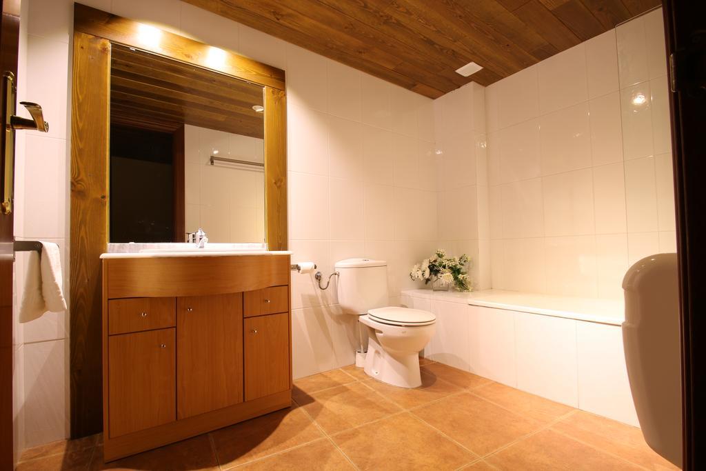 סן לורנצו דה מורוניס Apartaments Piteus Casa Dionis מראה חיצוני תמונה